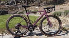 2023 Canyon Ultimate CF SLX 8